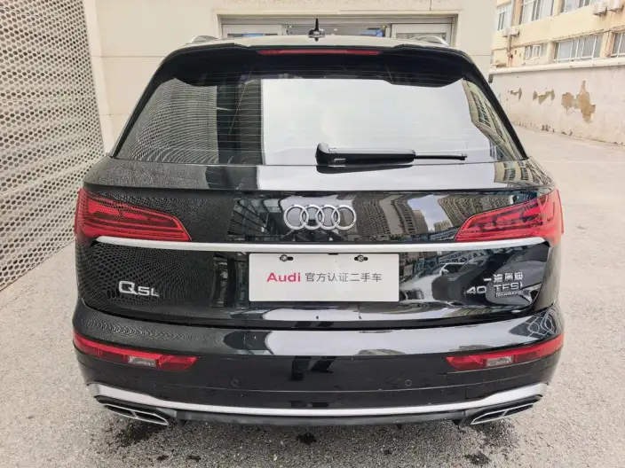 Audi Q5L 2021 Model 40 TFSI Luxury Dynamic Model – фото 2