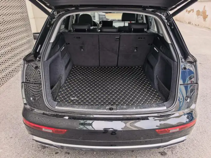 Audi Q5L 2021 Model 40 TFSI Luxury Dynamic Model – фото 9
