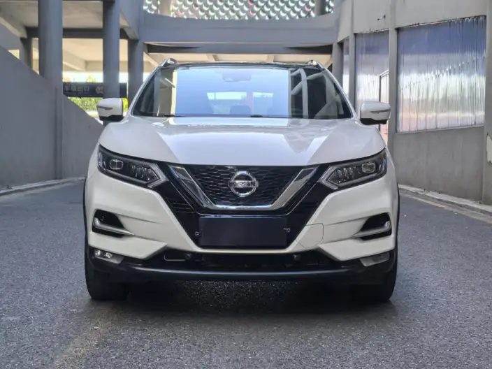 Nissan Qashqai 2022 Model 2.0L XV Prem. Deluxe Edition – фото 2