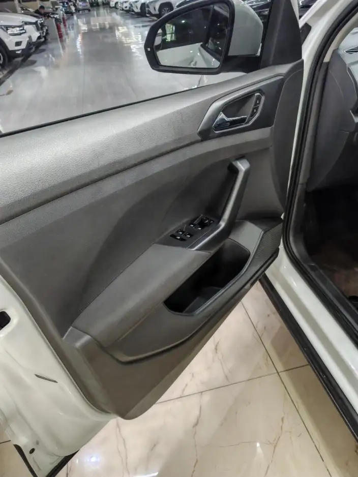 Volkswagen T-Cross 2022 Model 1.5L Automatic Fashion edition – фото 8