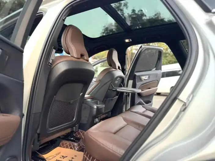 Volvo XC60 2021 Model T5 4WD Smart Range Deluxe Edition – фото 7