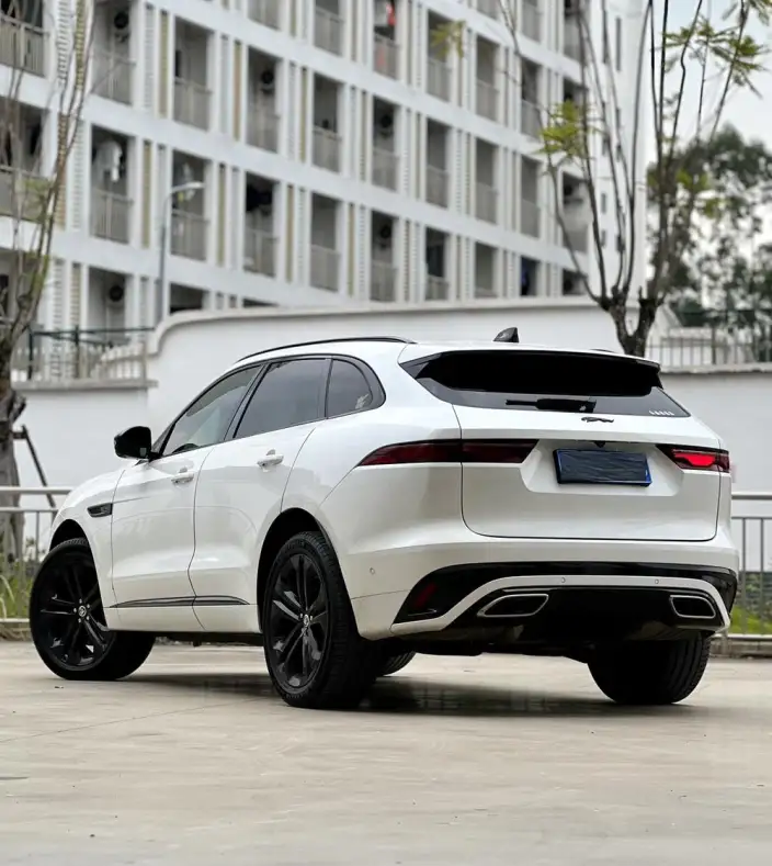 Jaguar F-PACE 2024 Model P400 SPORT – фото 4