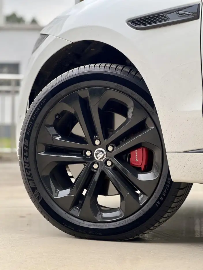 Jaguar F-PACE 2024 Model P400 SPORT – фото 8