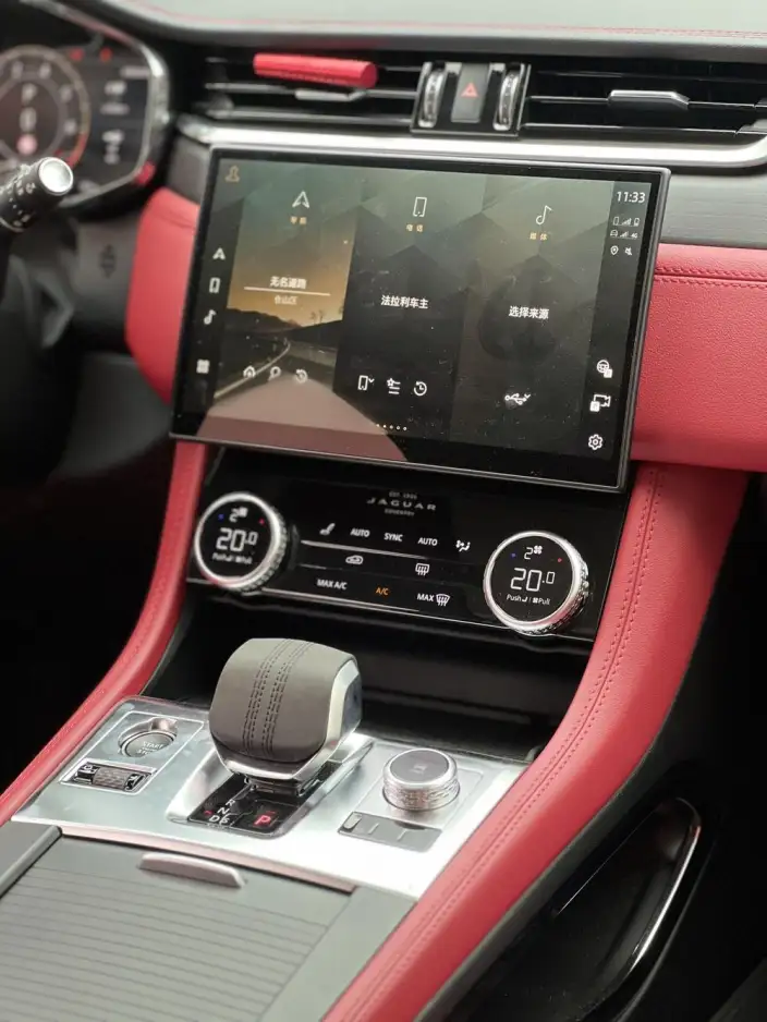 Jaguar F-PACE 2024 Model P400 SPORT – фото 10