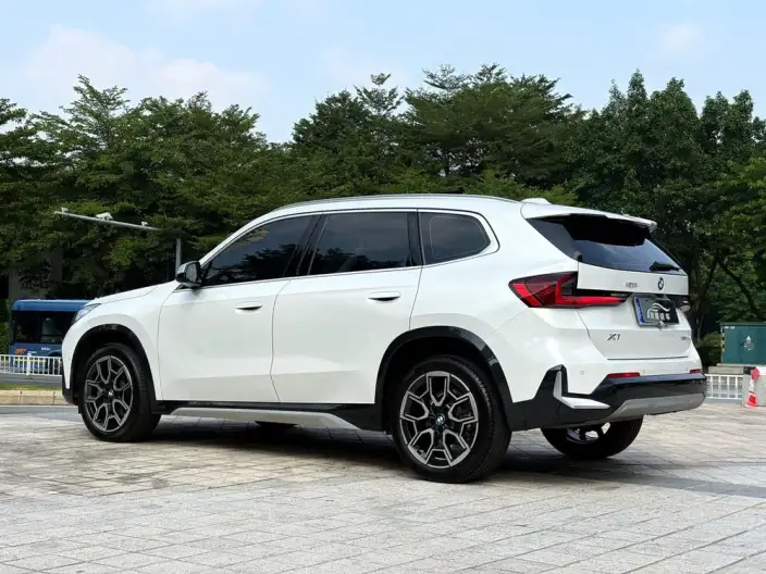 BMW X1 2023 Model sDrive25Li X Design Set – фото 4