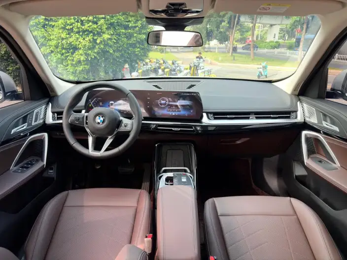 BMW X1 2023 Model sDrive25Li X Design Set – фото 7