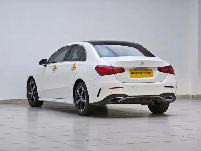 Mercedes-Benz A-class 2024 Model A 200 L Fashion Edition – фото 5