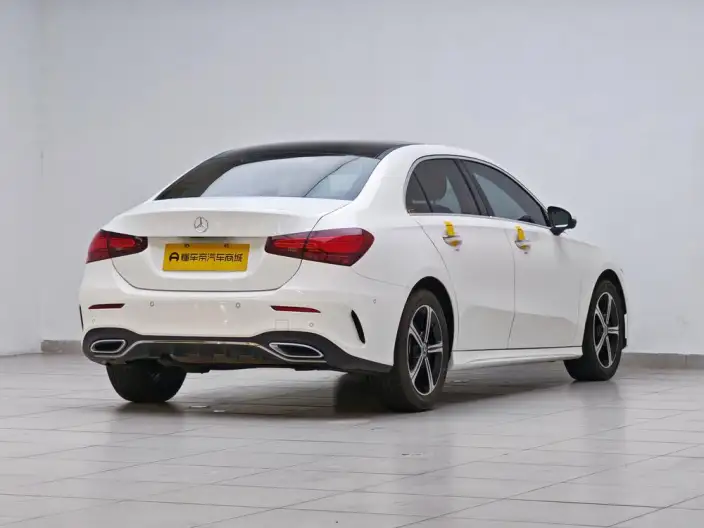 Mercedes-Benz A-class 2024 Model A 200 L Fashion Edition – фото 7