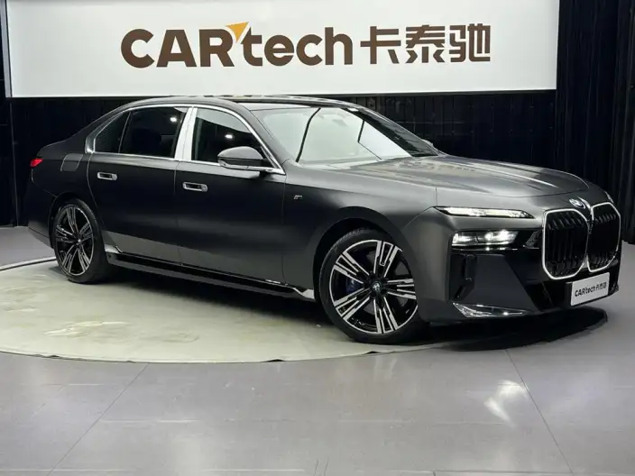 BMW 7 Series 2023 Model 740Li Exclusive Model M Sports Set – фото 3