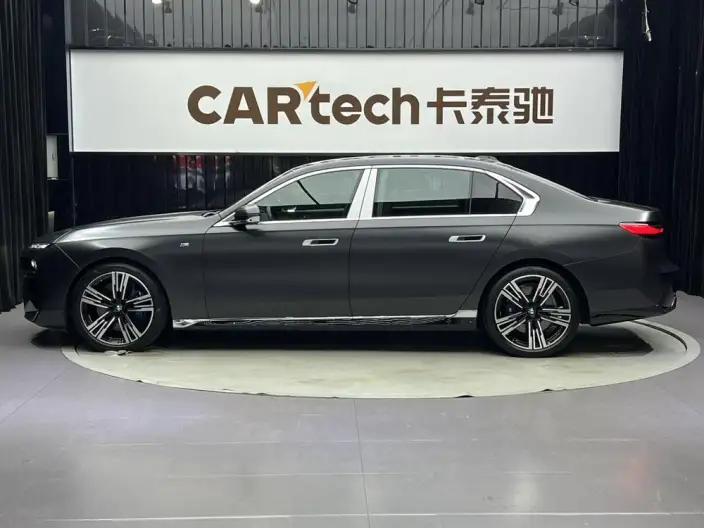 BMW 7 Series 2023 Model 740Li Exclusive Model M Sports Set – фото 4