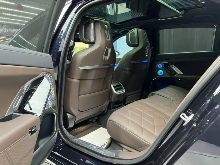 BMW 7 Series 2023 Model 740Li Exclusive Model M Sports Set – фото 8