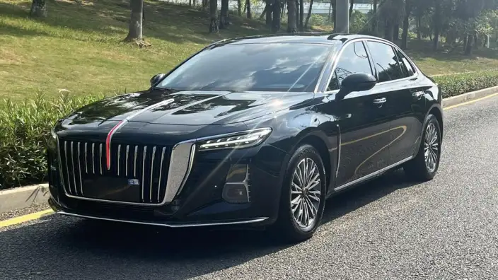 Hongqi H5 2024 Model 1.5T DCT Flag Rhythm Edition – фото 1