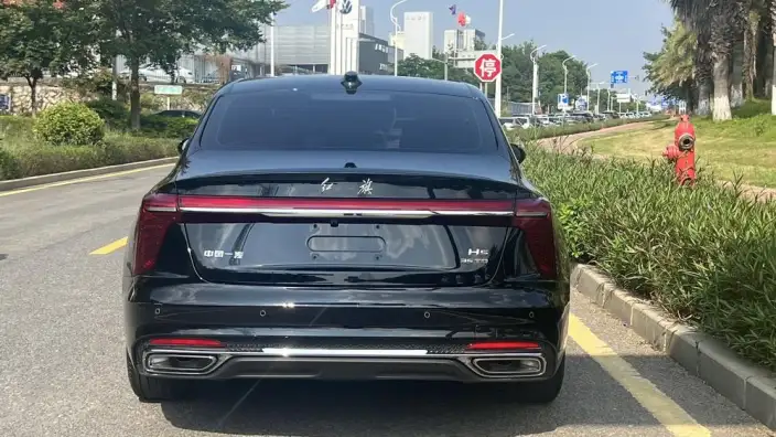 Hongqi H5 2024 Model 1.5T DCT Flag Rhythm Edition – фото 5