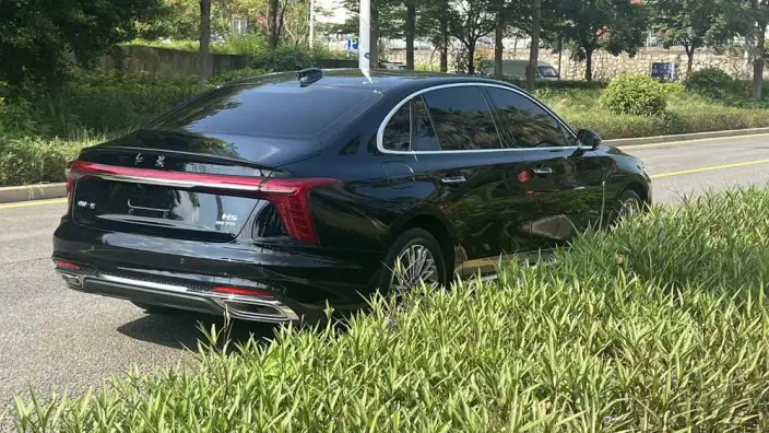 Hongqi H5 2024 Model 1.5T DCT Flag Rhythm Edition – фото 6