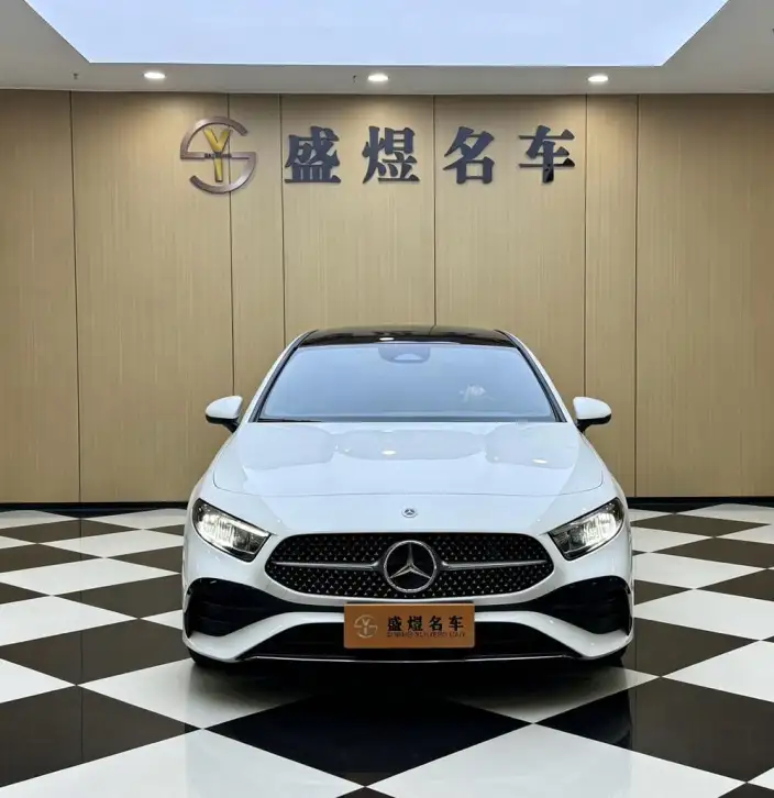 Mercedes-Benz A-class 2025 Model A 200 L Fashion Edition – фото 2