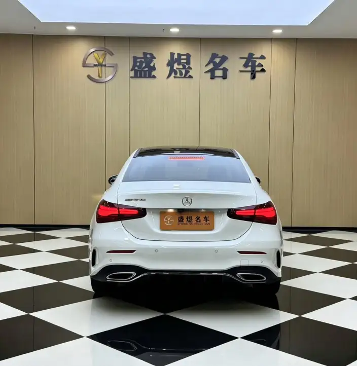Mercedes-Benz A-class 2025 Model A 200 L Fashion Edition – фото 3