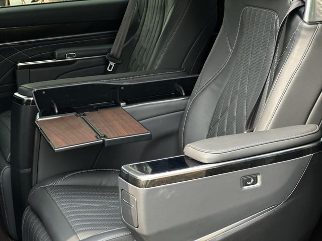 Maxus G90 2023 2.0T Star Seven Passenger Edition – фото 10