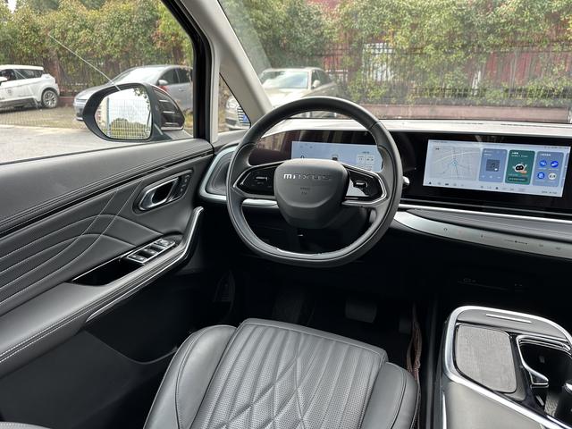 Maxus G90 2023 2.0T Star Seven Passenger Edition – фото 18
