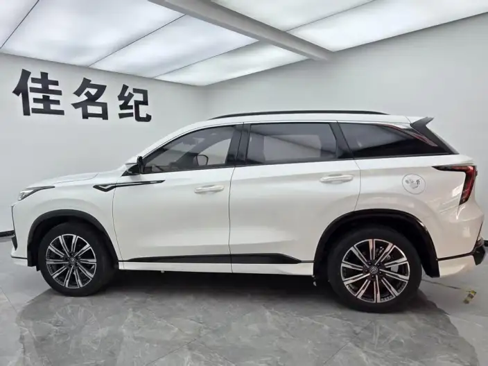 Changan CS75 PLUS 2023 Model Third generation 1.5T Automatic Luxury Model – фото 4