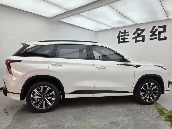 Changan CS75 PLUS 2023 Model Third generation 1.5T Automatic Luxury Model – фото 8