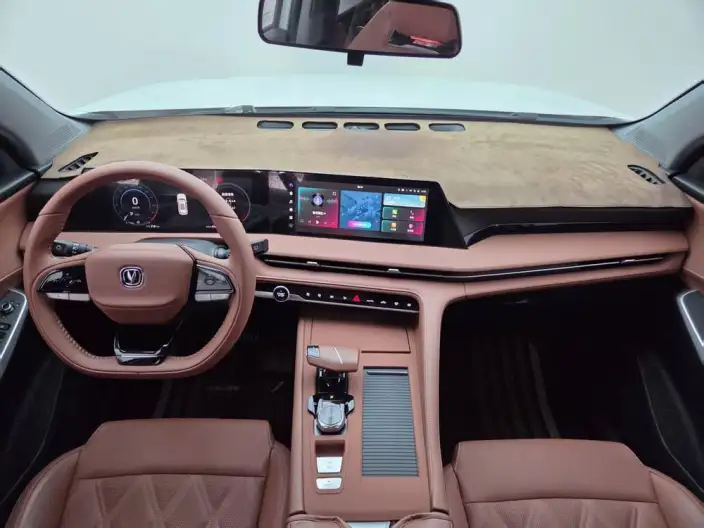 Changan CS75 PLUS 2023 Model Third generation 1.5T Automatic Luxury Model – фото 10
