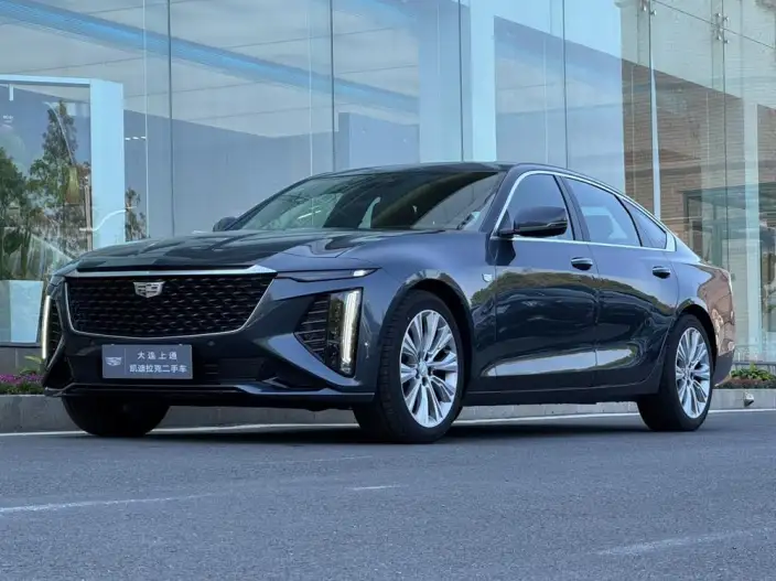 Cadillac CT6 2026 Model 28T Luxury Edition – фото 1