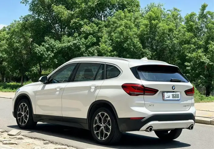 BMW X1 2021 Model sDrive25Li Leading Model – фото 3