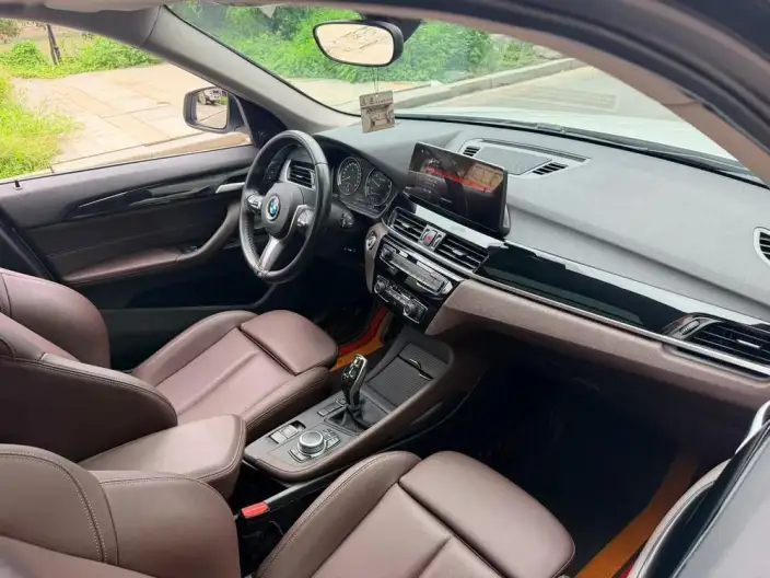 BMW X1 2021 Model sDrive25Li Leading Model – фото 6