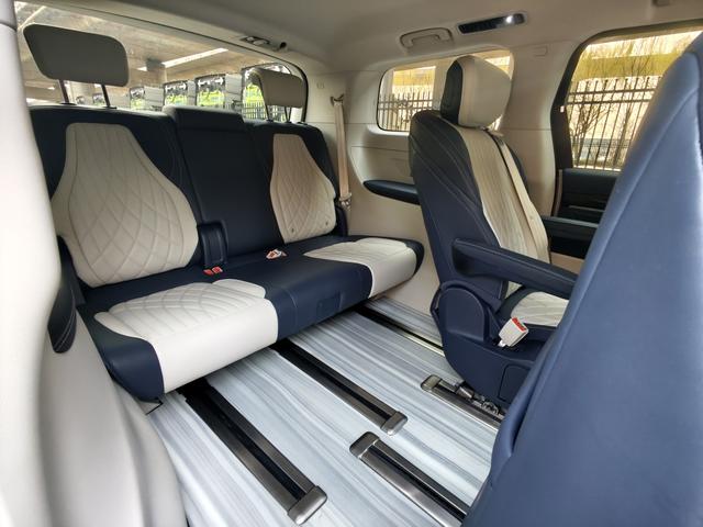 Maxus G90 2022 2.0T Star River 6-Passenger Edition – фото 19