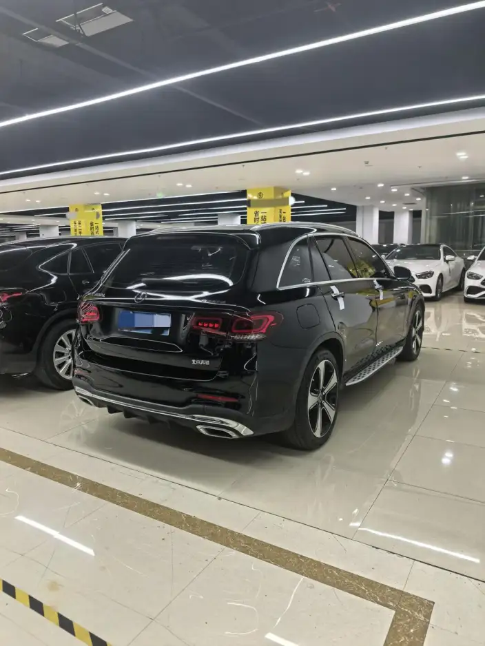 Mercedes-Benz GLC 2020 Model Facelift GLC 260 L 4MATIC Luxury Model – фото 5