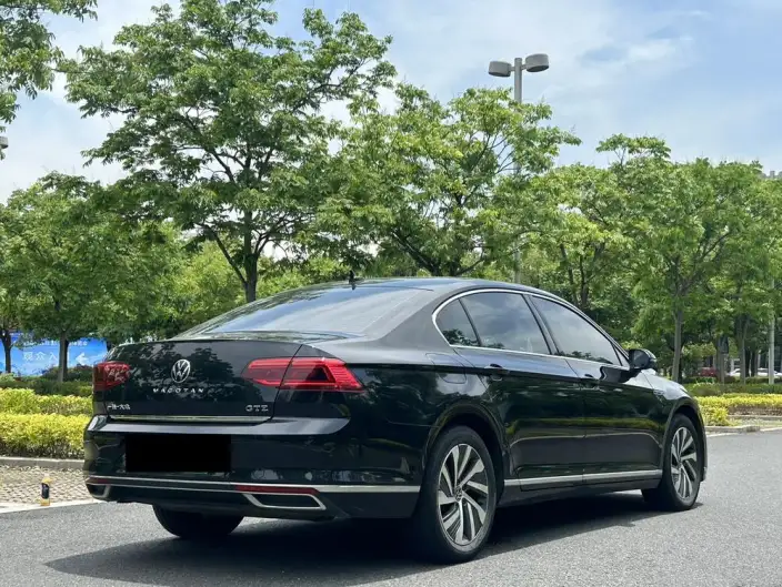 Volkswagen Magotan PHEV 2022 Model Luxury Model – фото 5