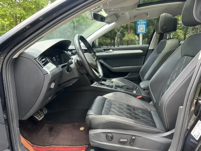Volkswagen Magotan PHEV 2022 Model Luxury Model – фото 8