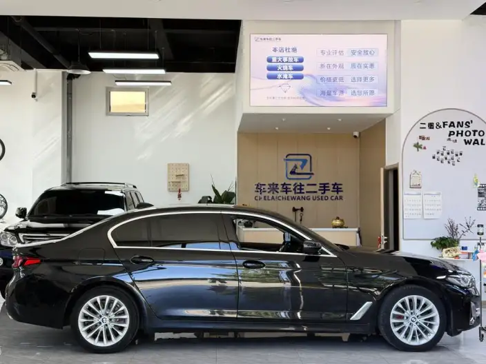 BMW 5 Series 2021 Model Facelift 525Li Luxury Set – фото 4