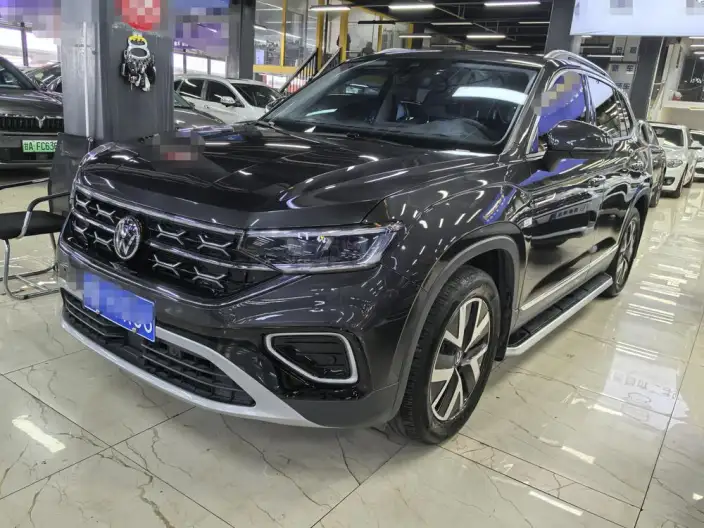 Volkswagen Tayron 2024 Model 330TSI 2WD Luxury Plus Advanced version – фото 1