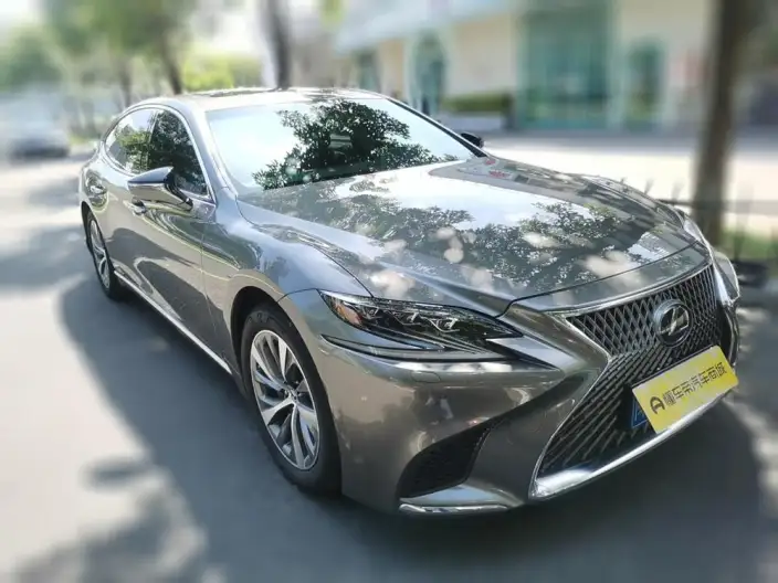 Lexus LS 2020 Model 500h Superior Edition China VI – фото 3