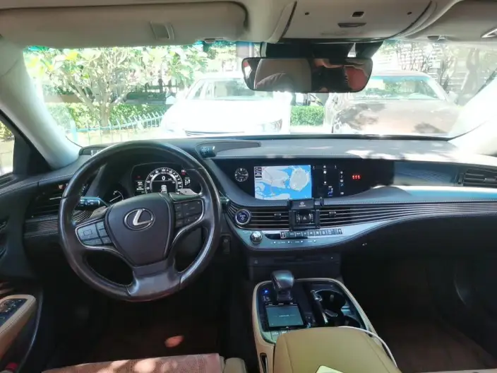 Lexus LS 2020 Model 500h Superior Edition China VI – фото 5