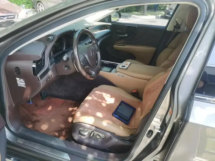 Lexus LS 2020 Model 500h Superior Edition China VI – фото 10