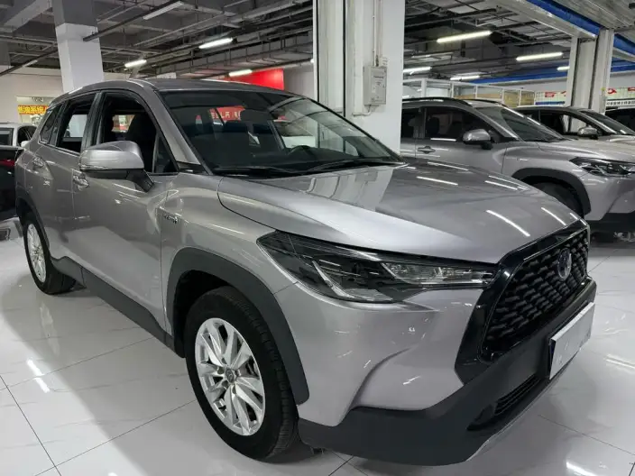 Toyota Corolla Cross 2024 Model 2.0L Intelligent Hybrid Pioneer Edition – фото 3