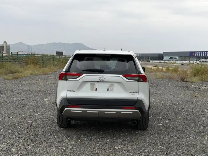 Toyota RAV4 2022 Model 2.0L CVT 4WD Fashion PLUS Edition – фото 5