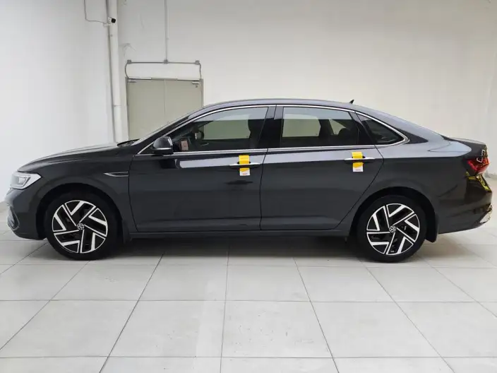 Volkswagen Sagitar 2023 Model 300TSI DSG Beyond Edition – фото 4