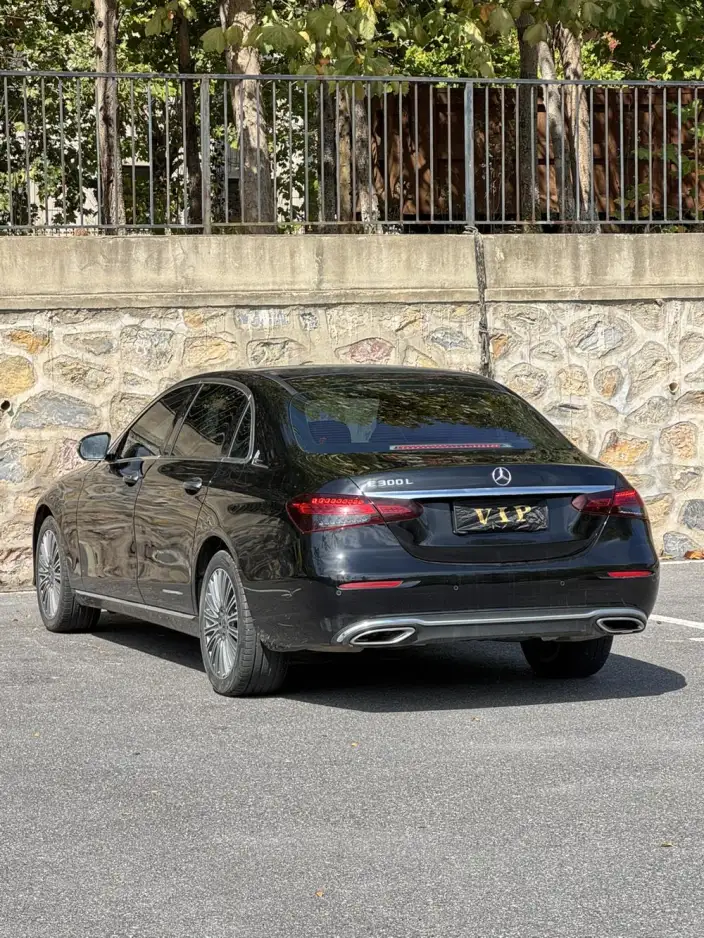 Mercedes-Benz E-Class 2023 Model E 300 L Fashion Model sedan – фото 4