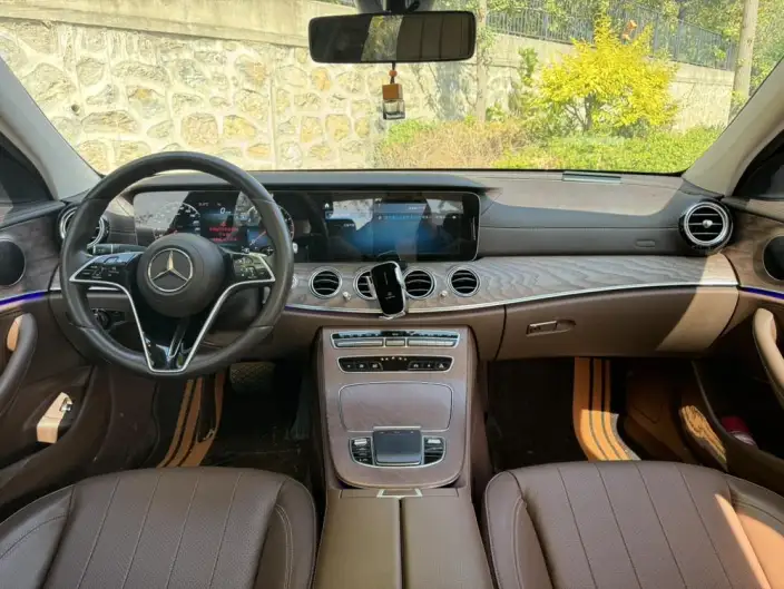 Mercedes-Benz E-Class 2023 Model E 300 L Fashion Model sedan – фото 8