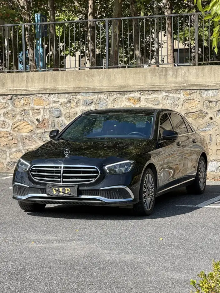 Mercedes-Benz E-Class 2023 Model E 300 L Fashion Model sedan – фото 10