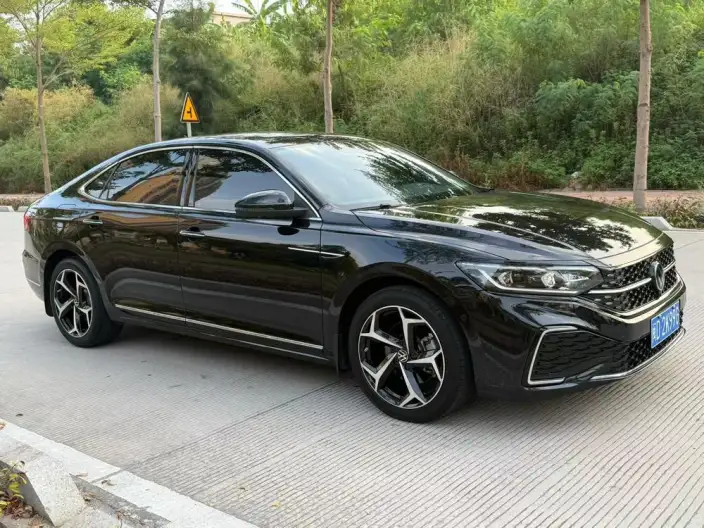 Volkswagen Passat 2024 Model 380TSI Starry sky Deluxe Edition – фото 3
