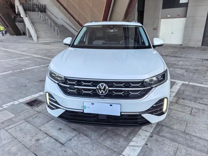 Volkswagen Tayron 2023 Model 380TSI 4WD R-Line High Power Edition – фото 2