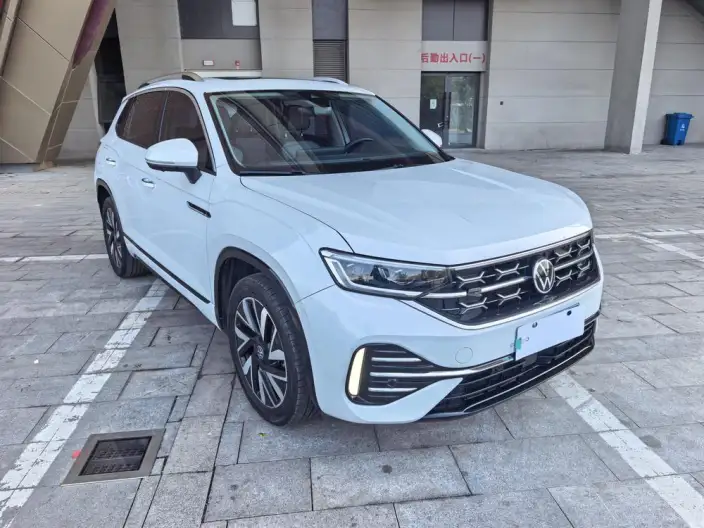 Volkswagen Tayron 2023 Model 380TSI 4WD R-Line High Power Edition – фото 3
