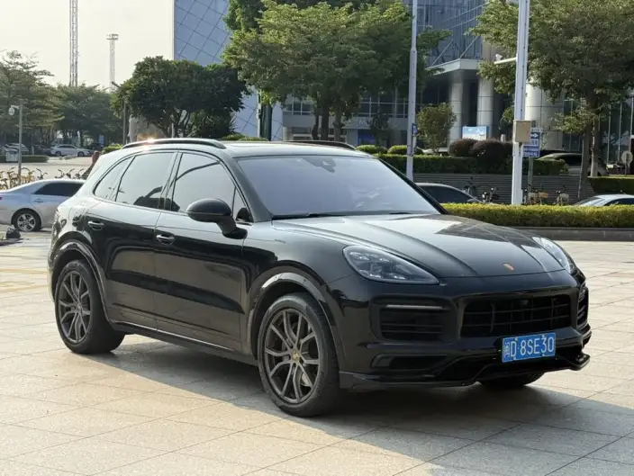 Cayenne 2023 Model Cayenne S 2.9T Platinum edition – фото 3