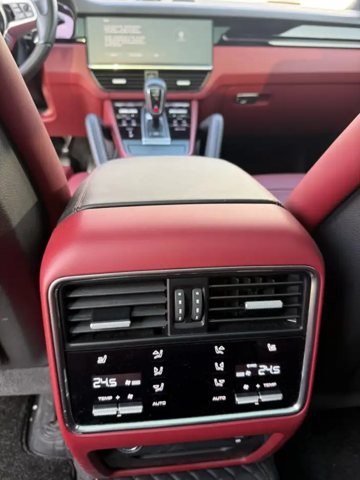 Cayenne 2023 Model Cayenne S 2.9T Platinum edition – фото 8
