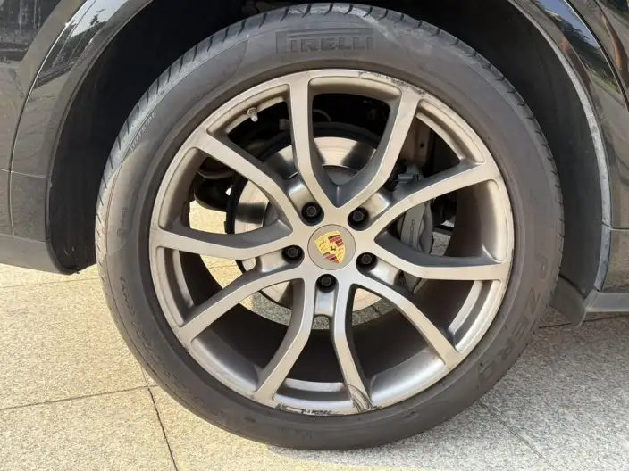 Cayenne 2023 Model Cayenne S 2.9T Platinum edition – фото 10