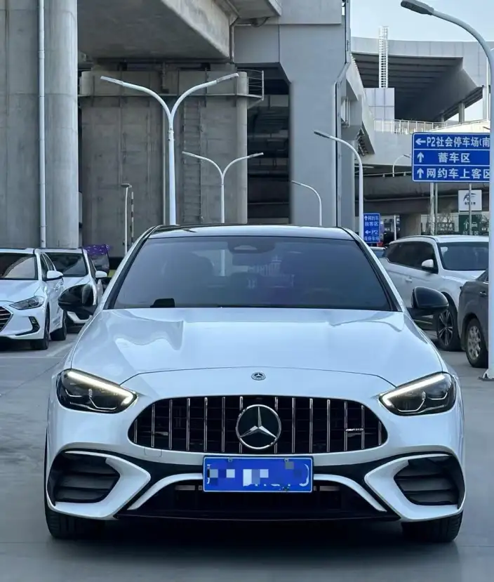Mercedes-Benz C-Class 2022 Model C 260 L Sports Edition – фото 2